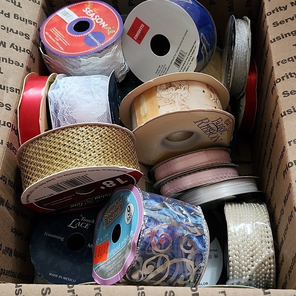 Mystery Box Craft Ribbon Variety - Picture 6 of 7